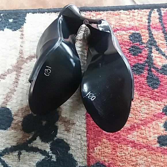 Steve Madden - Picture 4 of 5